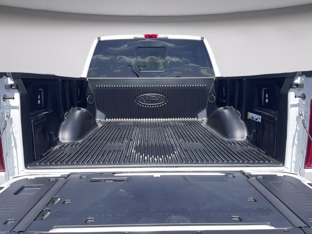 2026 Star White Metallic Tri-Coat Ford F-150 Platinum 4X4 Truck