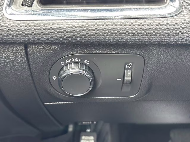 2019 Silver Ice Metallic Chevrolet Cruze LS FWD Sedan