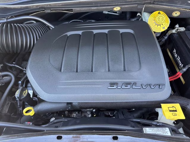 2019 Black Onyx Crystal Pearlcoat Dodge Grand Caravan SE FWD Van