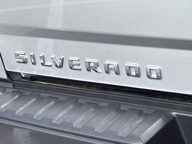 2018 Silver Ice Metallic Chevrolet Silverado 1500 WT RWD Truck