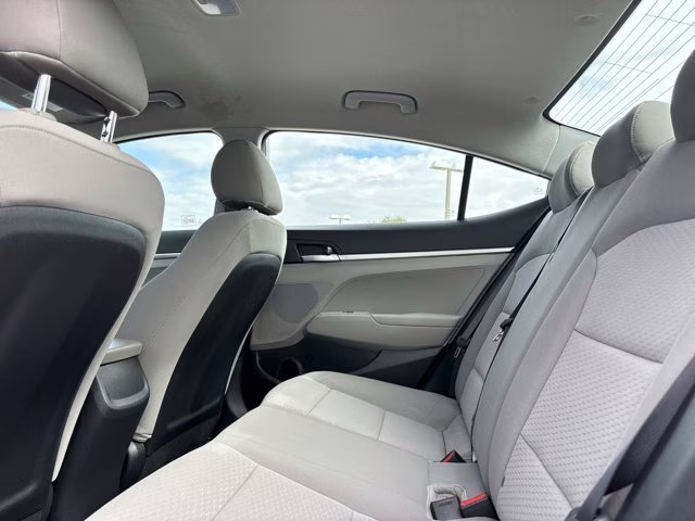 2020 Stellar Silver Hyundai Elantra SE FWD Sedan