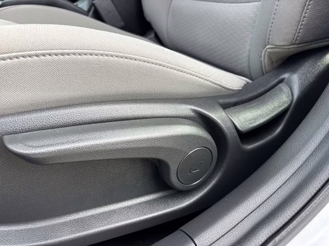 2020 Stellar Silver Hyundai Elantra SE FWD Sedan