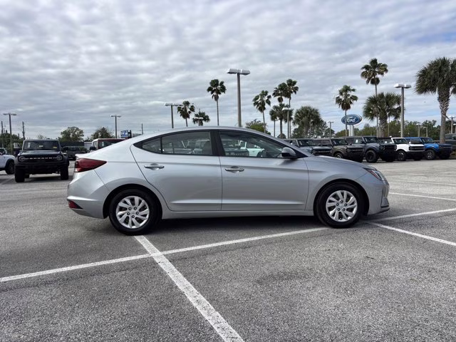 2020 Stellar Silver Hyundai Elantra SE FWD Sedan