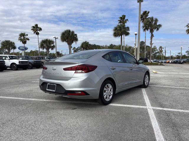 2020 Stellar Silver Hyundai Elantra SE FWD Sedan