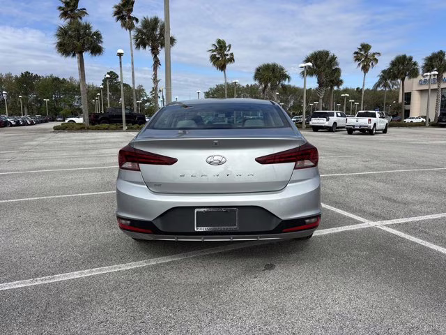 2020 Stellar Silver Hyundai Elantra SE FWD Sedan