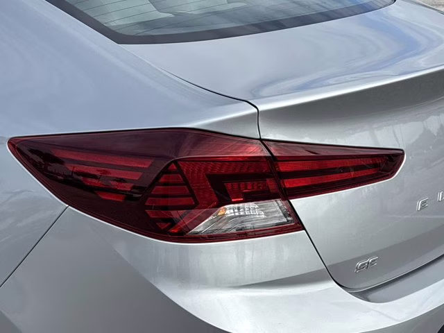 2020 Stellar Silver Hyundai Elantra SE FWD Sedan