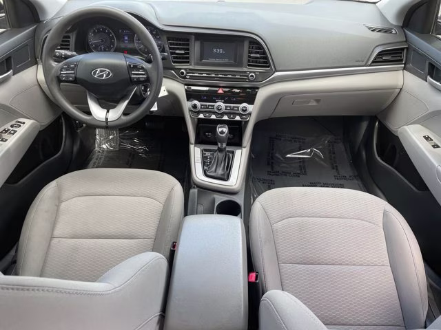 2020 Phantom Black Hyundai Elantra SE FWD Sedan