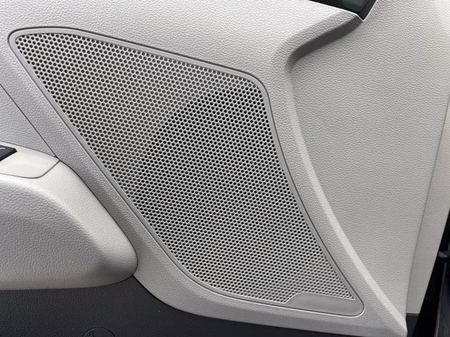 2020 Phantom Black Hyundai Elantra SE FWD Sedan
