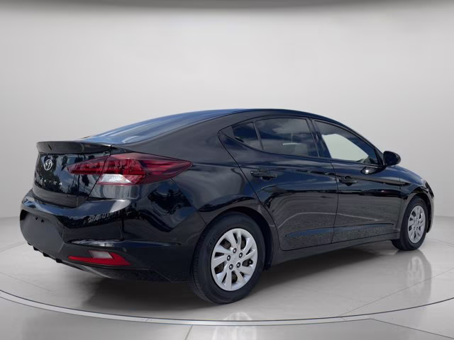 2020 Phantom Black Hyundai Elantra SE FWD Sedan