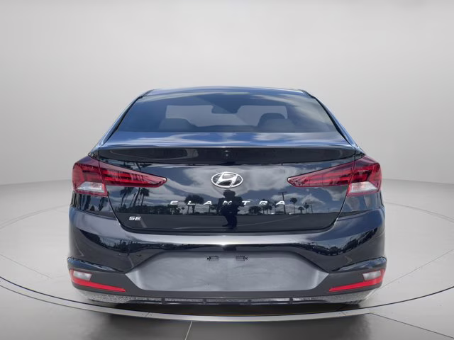 2020 Phantom Black Hyundai Elantra SE FWD Sedan