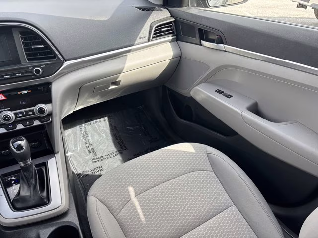 2020 Portofino Gray Hyundai Elantra SE FWD Sedan