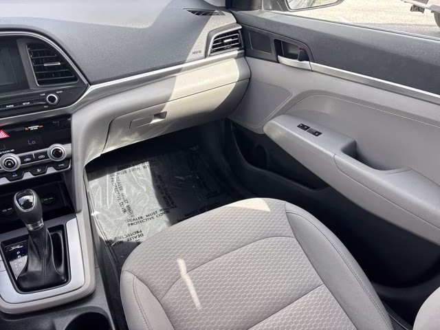 2020 Portofino Gray Hyundai Elantra SE FWD Sedan