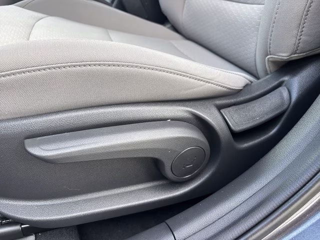 2020 Portofino Gray Hyundai Elantra SE FWD Sedan