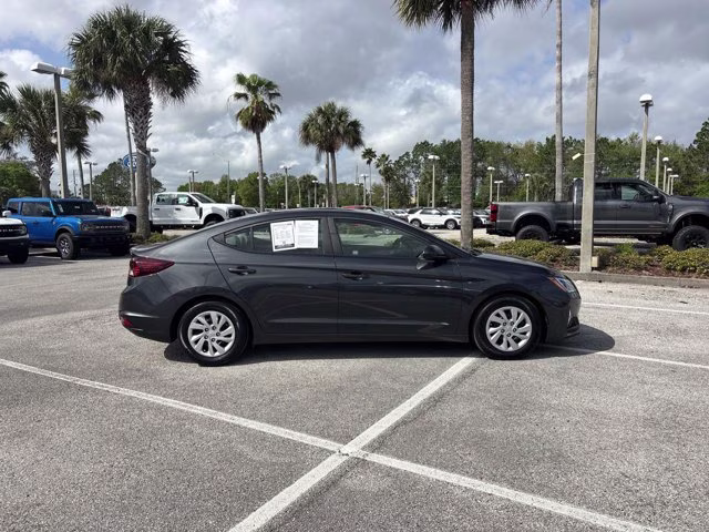 2020 Portofino Gray Hyundai Elantra SE FWD Sedan