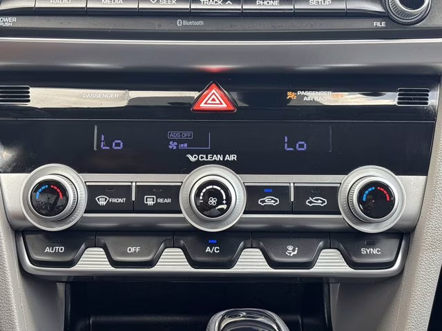 2020 Portofino Gray Hyundai Elantra SE FWD Sedan