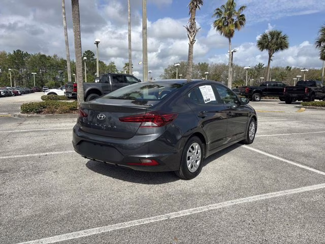 2020 Portofino Gray Hyundai Elantra SE FWD Sedan