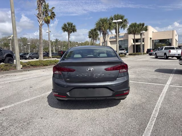 2020 Portofino Gray Hyundai Elantra SE FWD Sedan