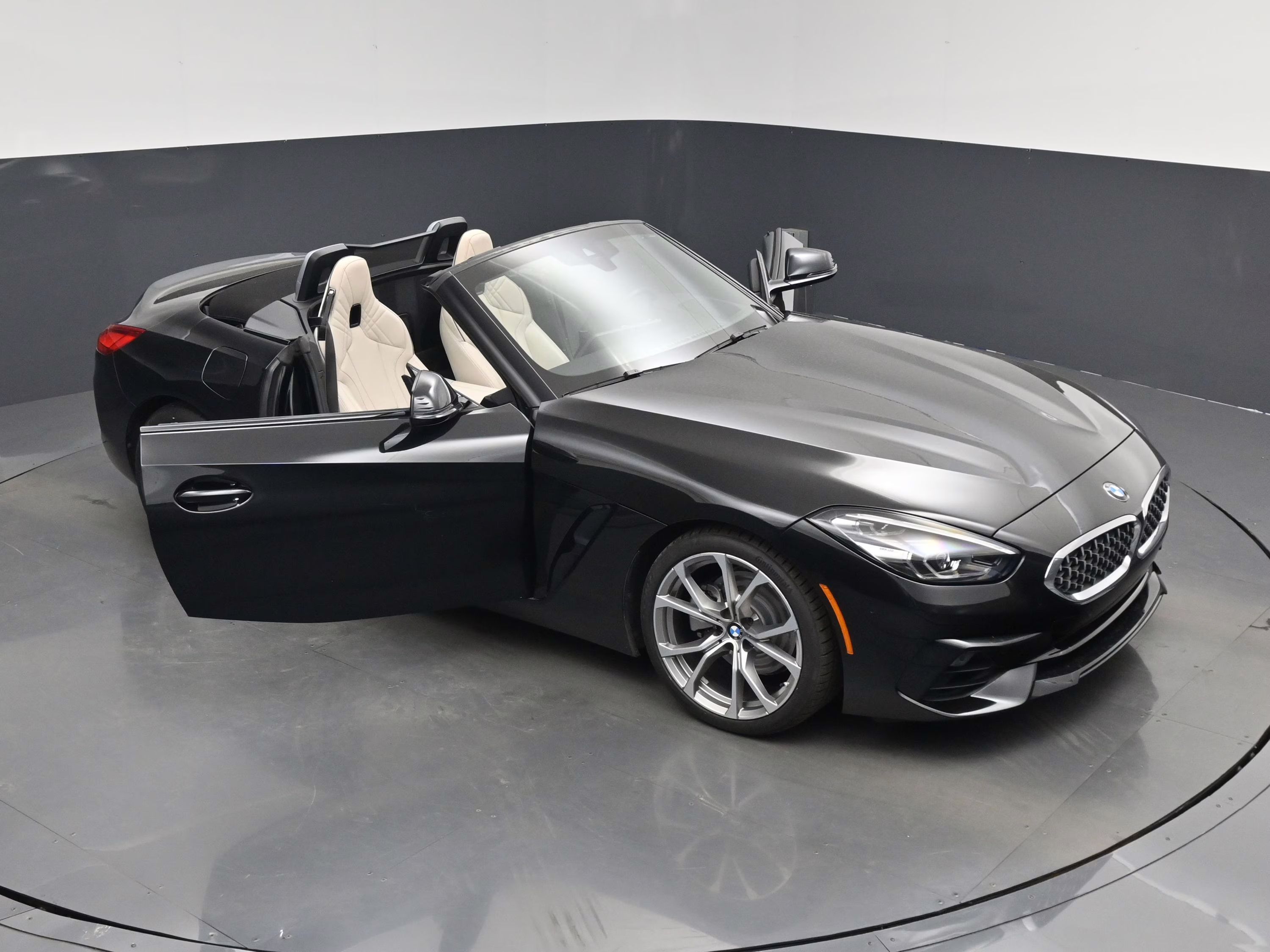 2019 Black Sapphire Metallic BMW Z4 sDrive30i RWD Convertible