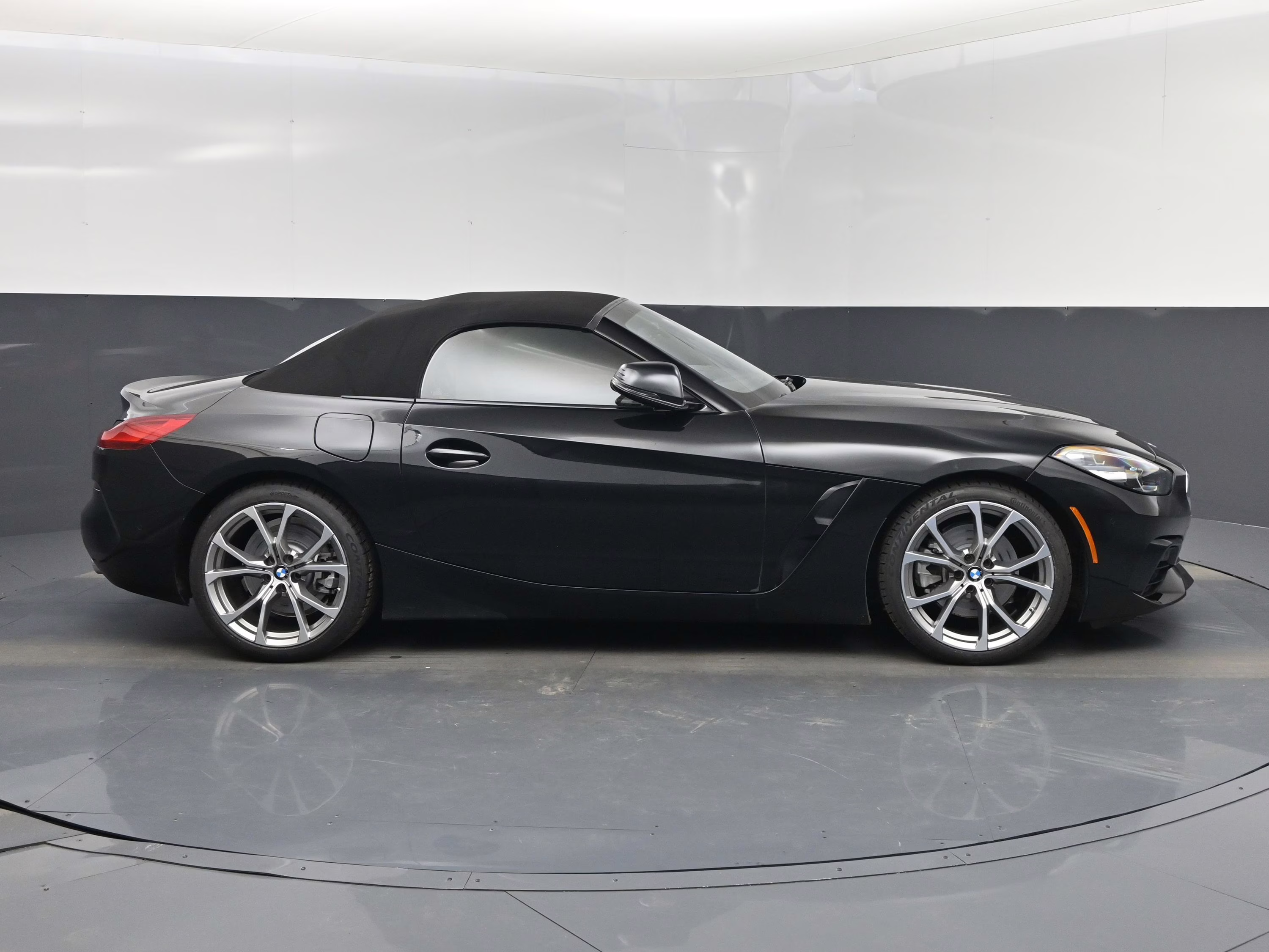 2019 Black Sapphire Metallic BMW Z4 sDrive30i RWD Convertible