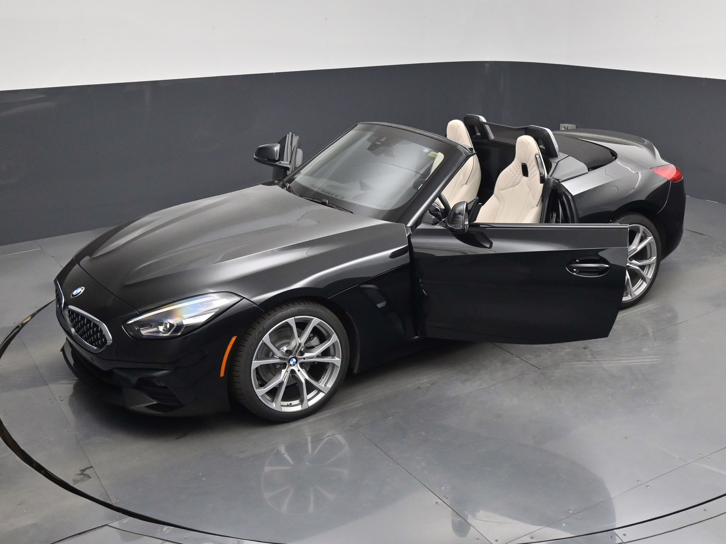 2019 Black Sapphire Metallic BMW Z4 sDrive30i RWD Convertible