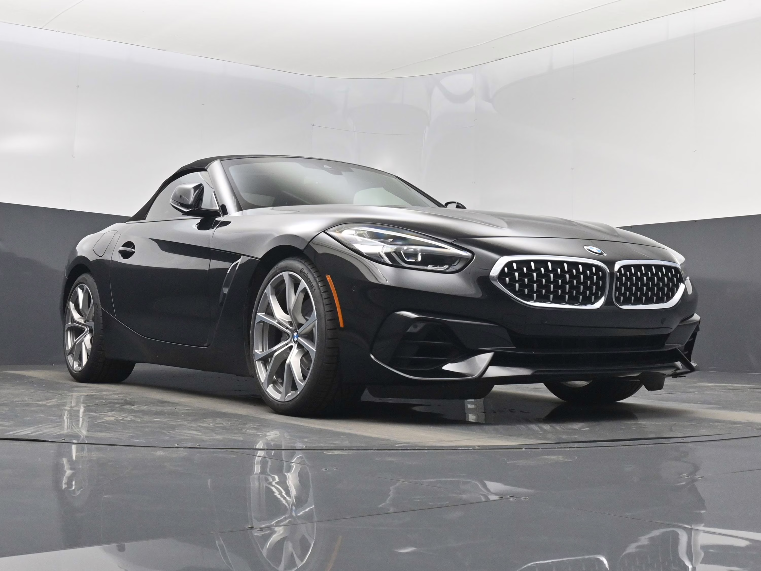 2019 Black Sapphire Metallic BMW Z4 sDrive30i RWD Convertible