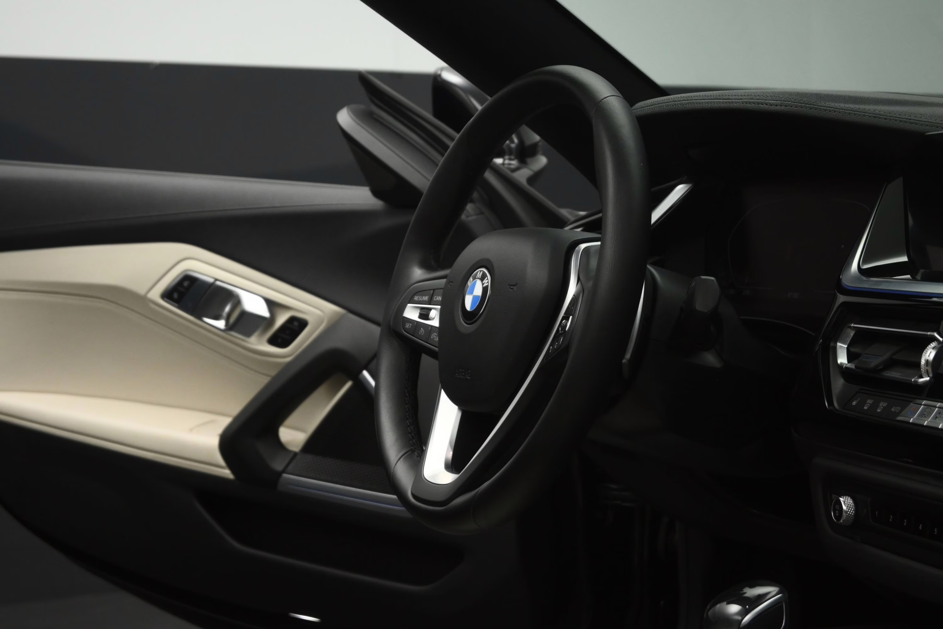 2019 Black Sapphire Metallic BMW Z4 sDrive30i RWD Convertible