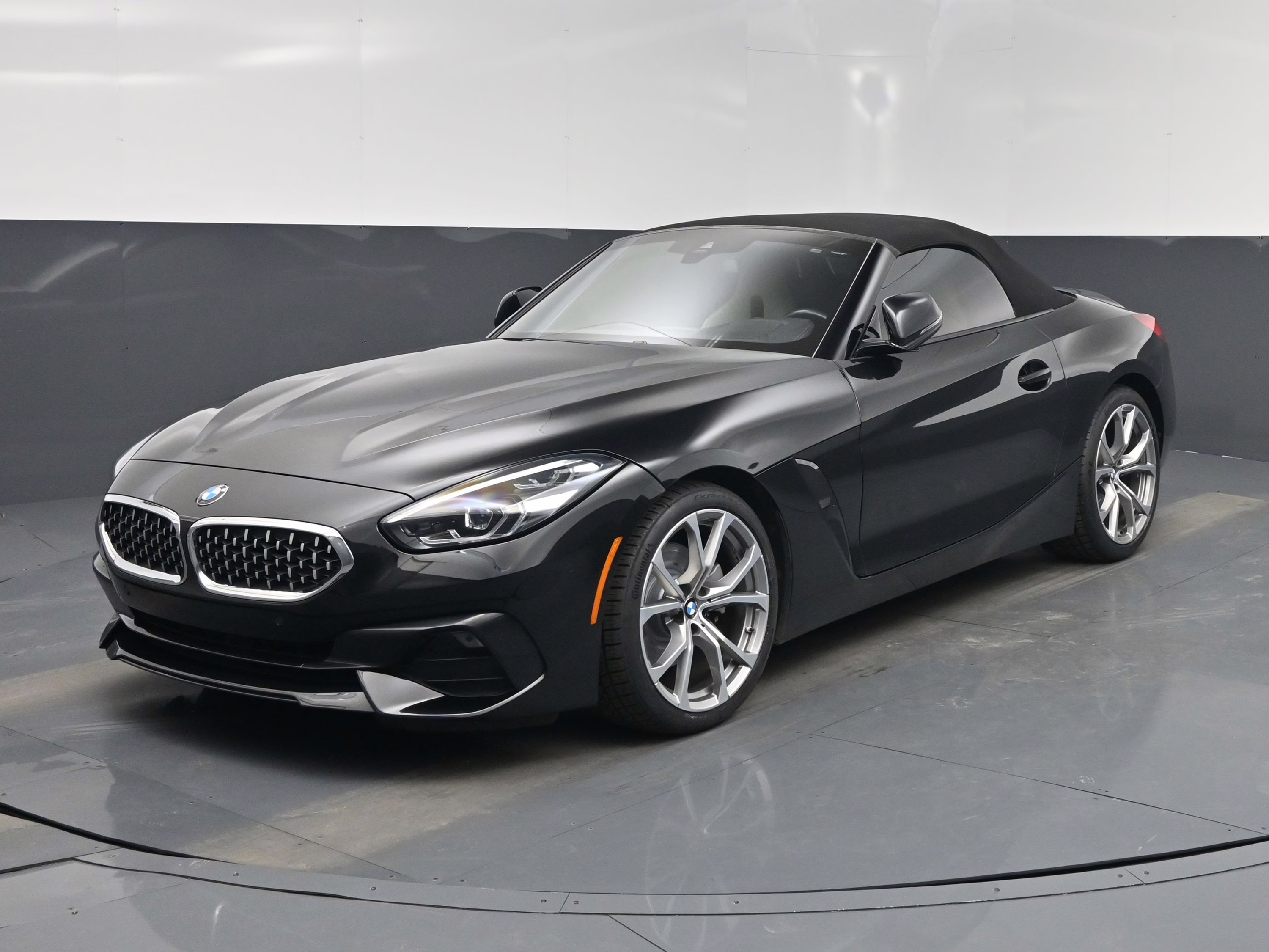 2019 Black Sapphire Metallic BMW Z4 sDrive30i RWD Convertible