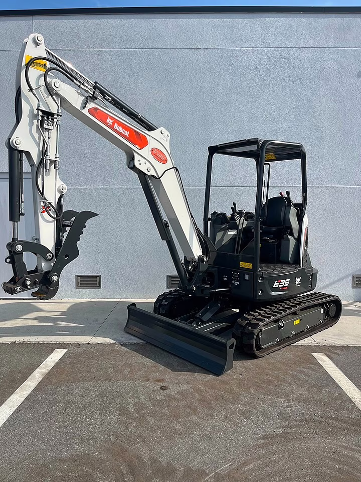 2025 BOBCAT E35 COMPACT EXCAVATOR
