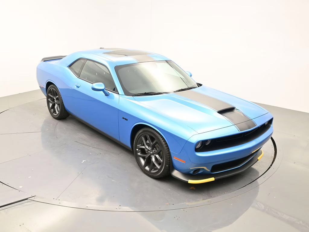 2023 B5 Blue Pearlcoat Dodge Challenger R/T RWD Coupe