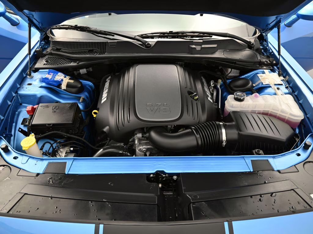 2023 B5 Blue Pearlcoat Dodge Challenger R/T RWD Coupe