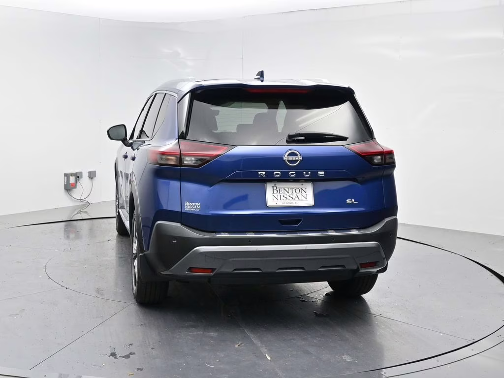 2022 Caspian Blue Metallic Nissan Rogue SL FWD SUV