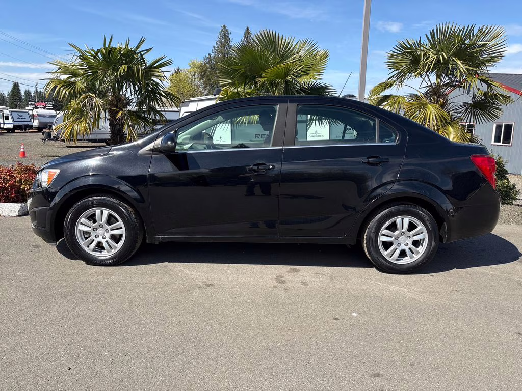 2016 Mosaic Black Metallic Chevrolet Sonic LT FWD Sedan
