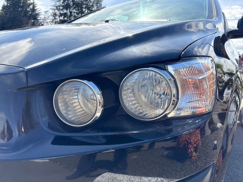 2016 Mosaic Black Metallic Chevrolet Sonic LT FWD Sedan