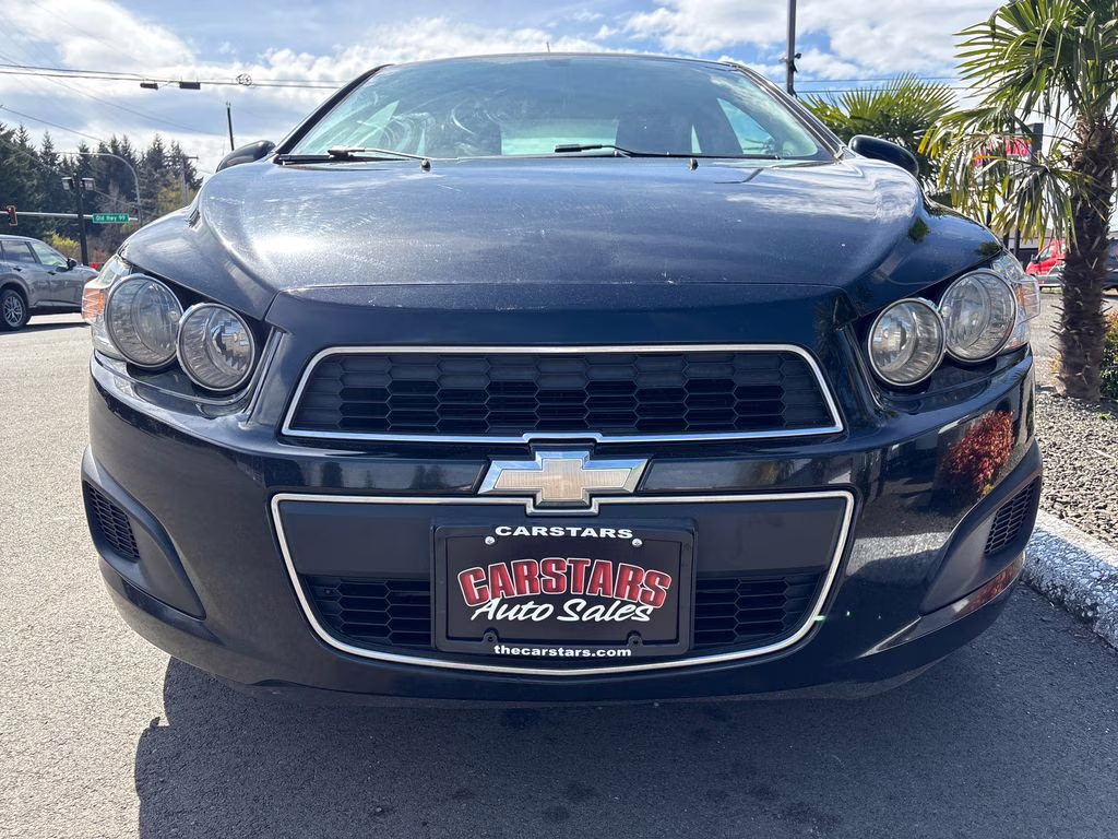 2016 Mosaic Black Metallic Chevrolet Sonic LT FWD Sedan