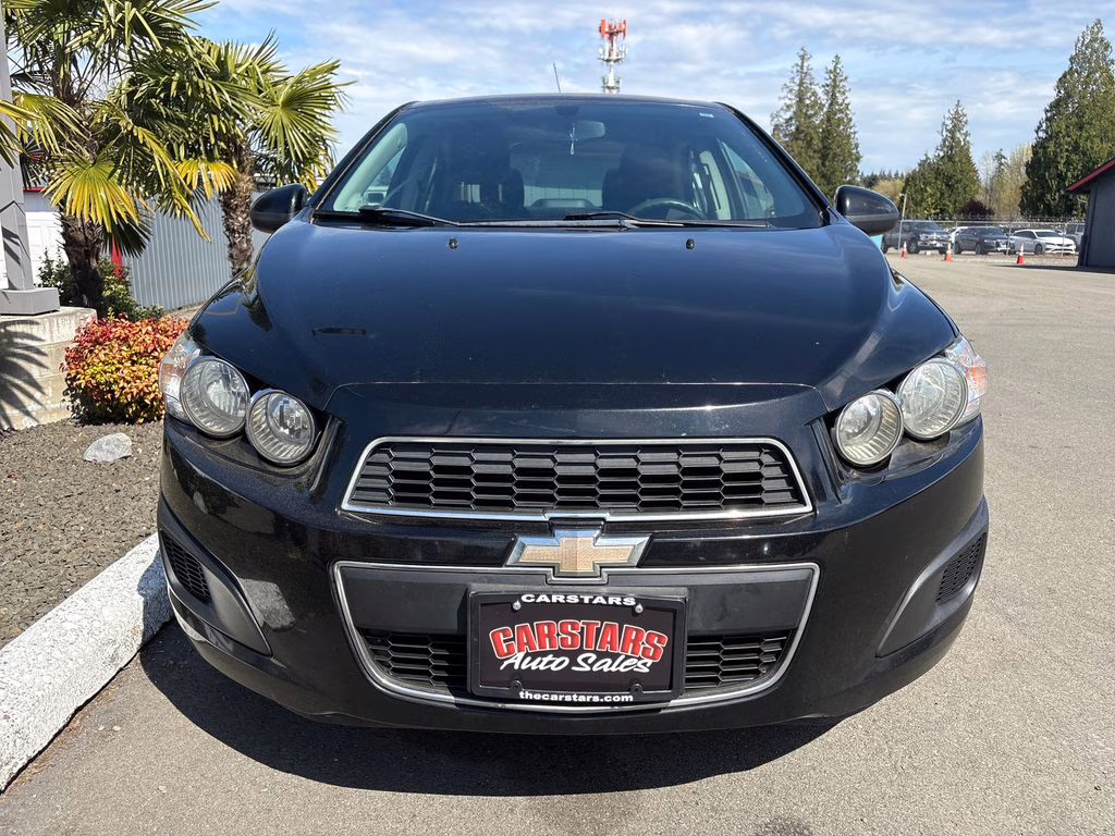 2016 Mosaic Black Metallic Chevrolet Sonic LT FWD Sedan