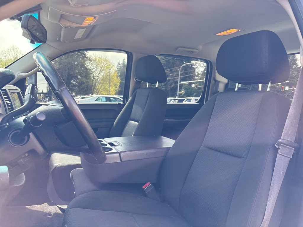 2014 White GMC Sierra 2500HD SLE 4X4 Truck