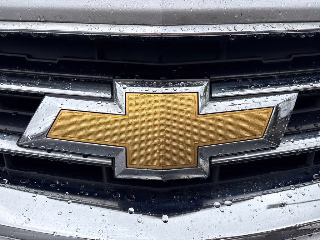 2019 Silver Chevrolet Impala Premier FWD Sedan