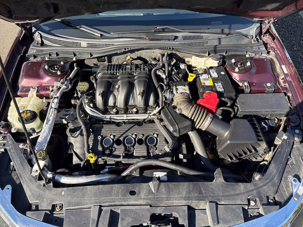 2011 Bordeaux Reserve Metallic Ford Fusion SEL FWD Sedan