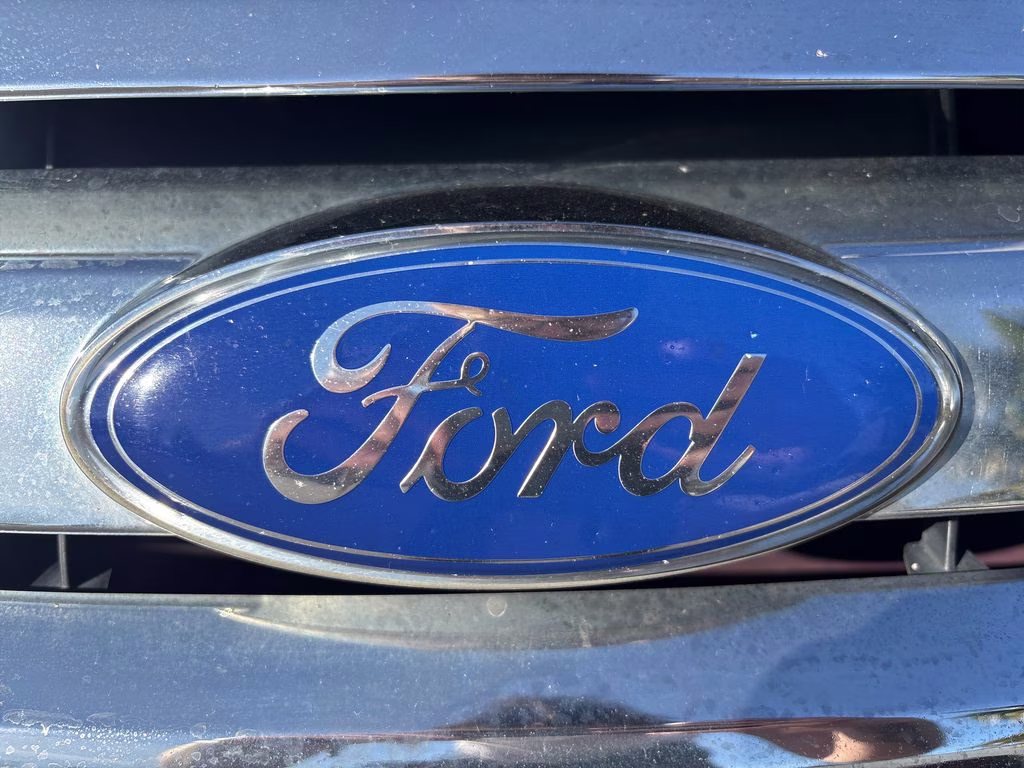 2011 Bordeaux Reserve Metallic Ford Fusion SEL FWD Sedan