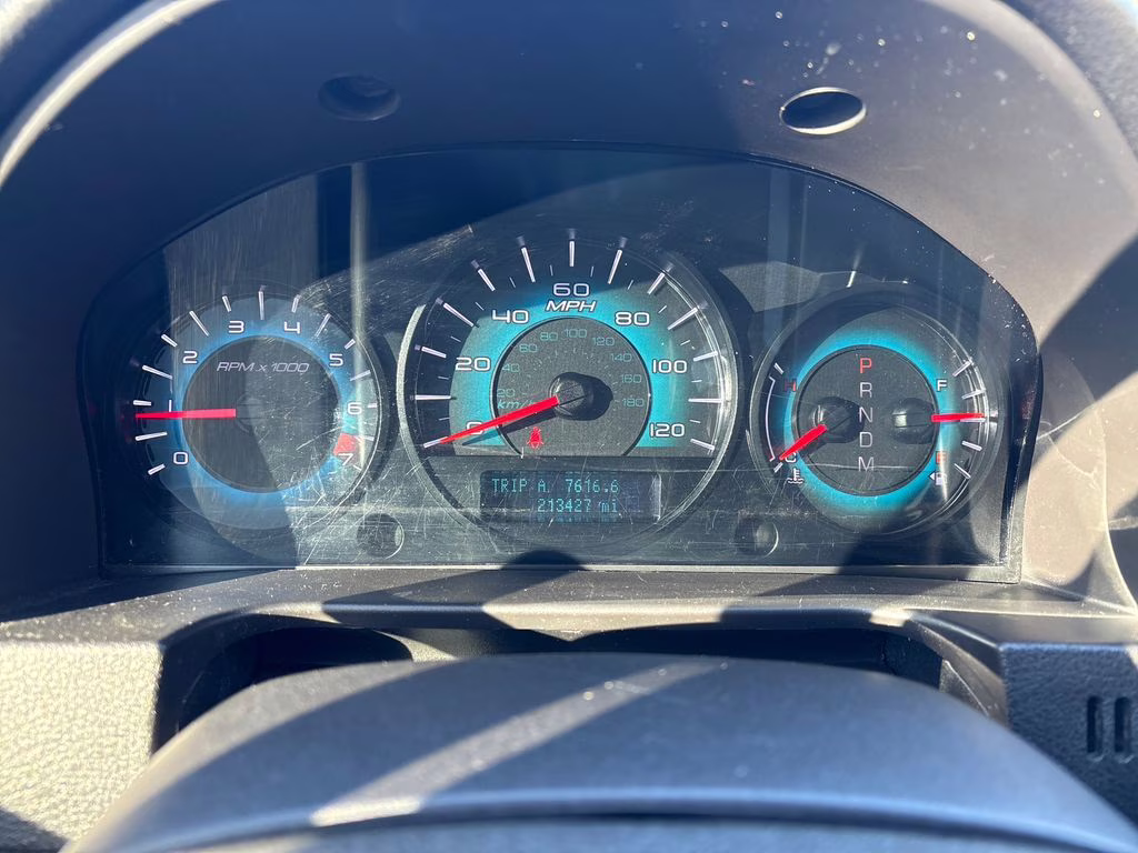 2011 Bordeaux Reserve Metallic Ford Fusion SEL FWD Sedan