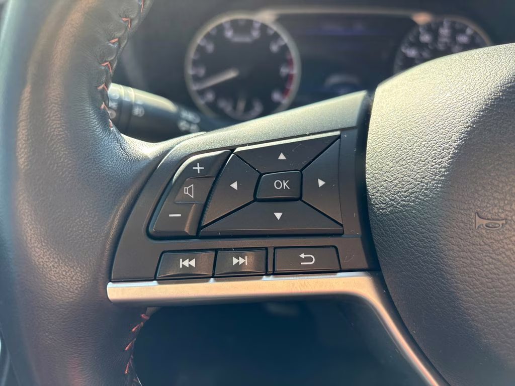 2020 Super Black Nissan Sentra SR FWD Sedan