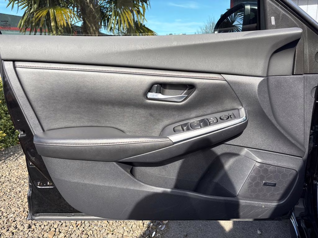 2020 Super Black Nissan Sentra SR FWD Sedan