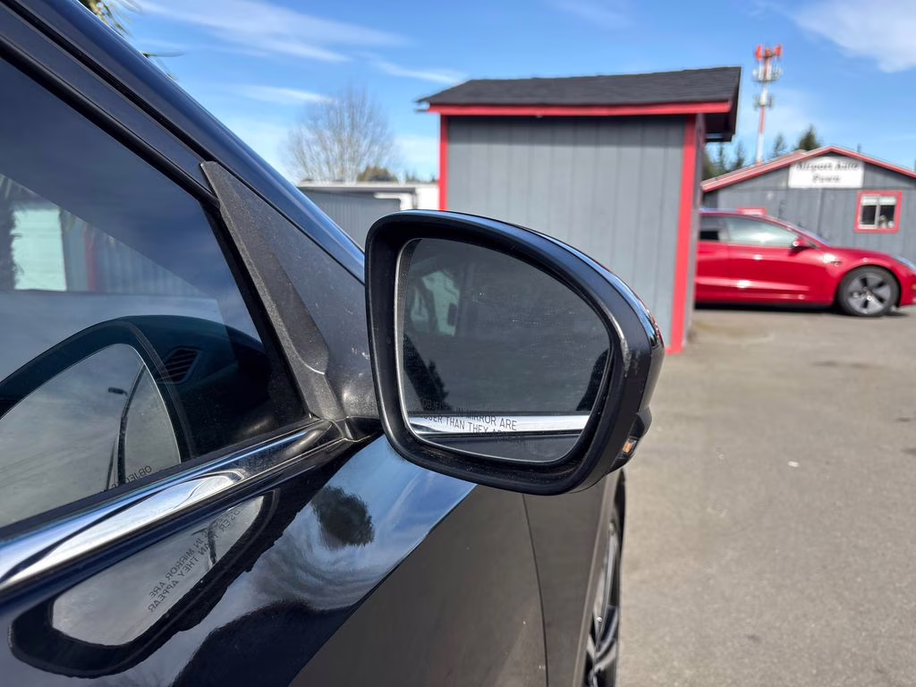 2020 Super Black Nissan Sentra SR FWD Sedan