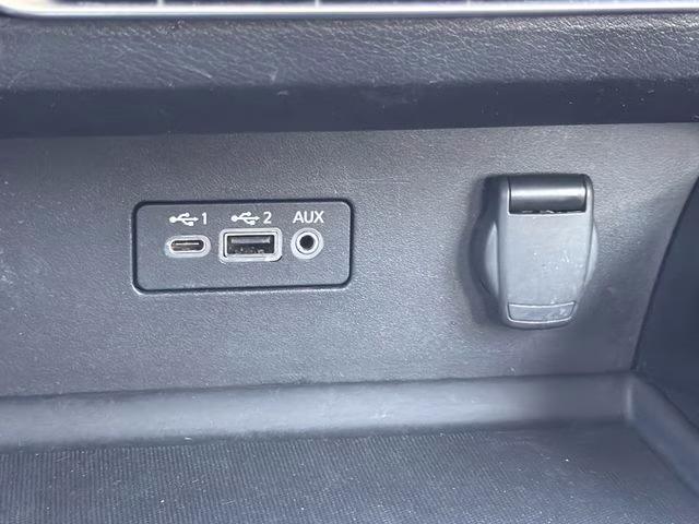 2024 Super Black Clearcoat Nissan Altima 2.5 SR FWD Sedan