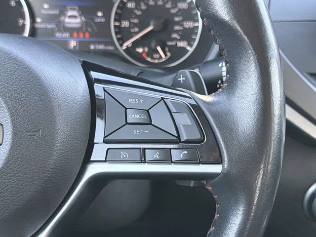 2024 Super Black Clearcoat Nissan Altima 2.5 SR FWD Sedan