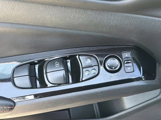 2024 Super Black Clearcoat Nissan Altima 2.5 SR FWD Sedan