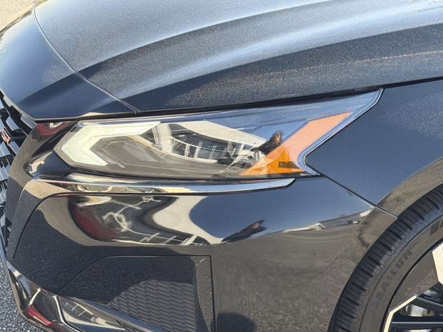 2024 Super Black Clearcoat Nissan Altima 2.5 SR FWD Sedan