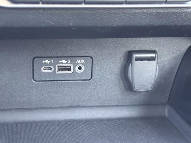 2024 Super Black Clearcoat Nissan Altima 2.5 SR FWD Sedan