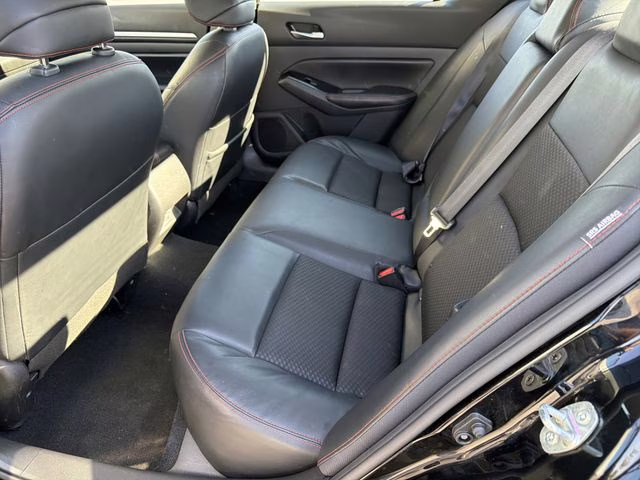 2024 Super Black Clearcoat Nissan Altima 2.5 SR FWD Sedan