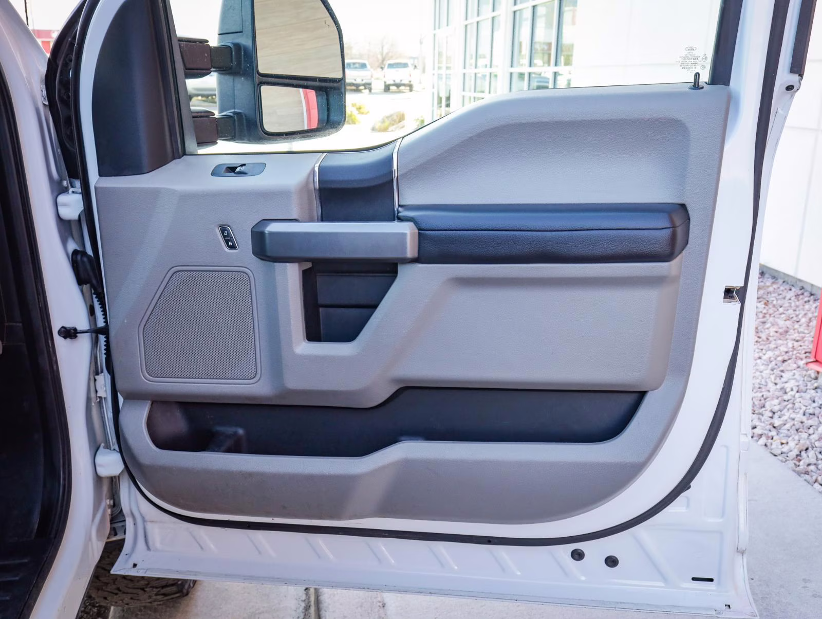2019 Oxford White Ford Super Duty F-250 SRW XLT 4X4 Truck